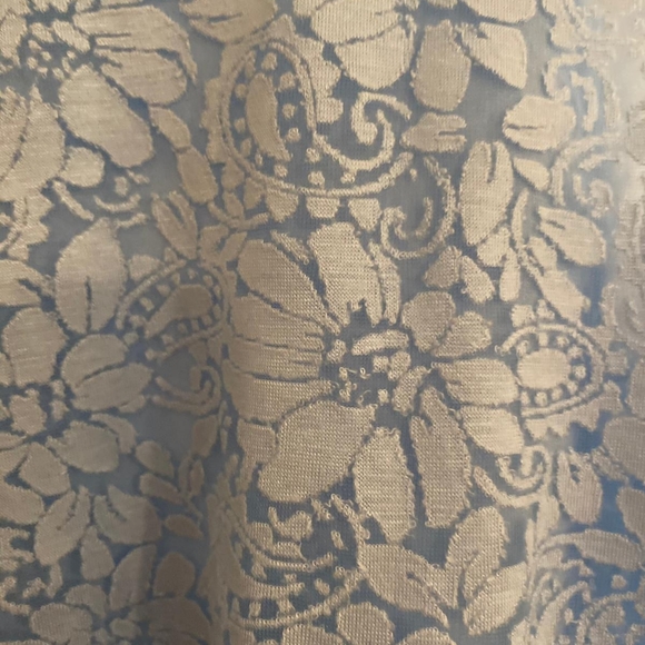 Floral sleeveless blouse - Picture 4 of 5